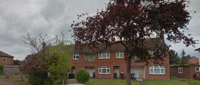 2 Bedroom Flat To Rent In Windsor Road, Rushden, Northamptonshire, NN10