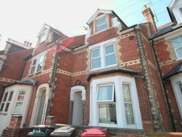 Studio To Rent In Pell Street, Reading, Berkshire RG1
