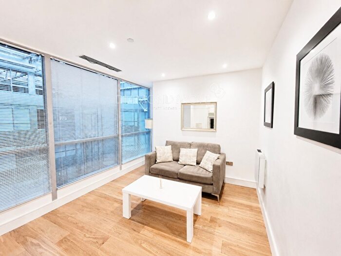 Studio To Rent In Staines Road, Hounslow, TW3