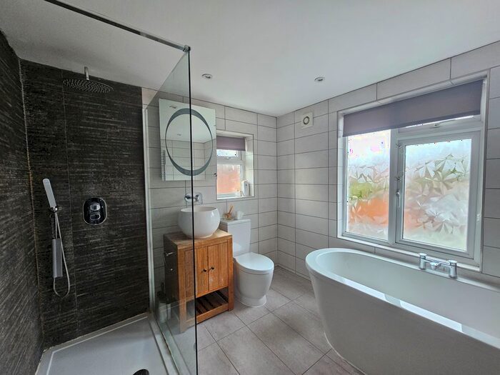 3 Bedroom Property To Rent In Crabwood Road, Southampton, SO16