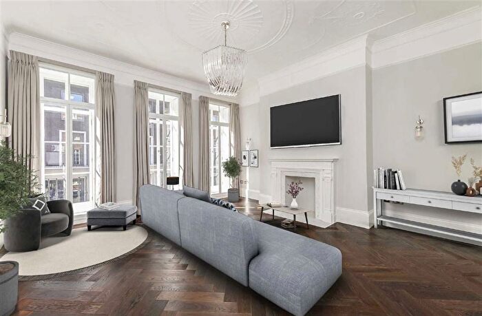 4 Bedroom Flat To Rent In Seymour Street, Marylebone, W1H