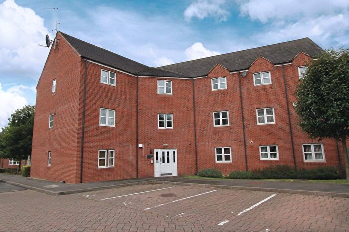2 Bedroom Flat To Rent In Juniper House, Clarkes Court, Banbury, Oxon, OX16