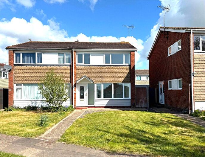 3 Bedroom Semi-Detached House To Rent In Greenacres Ring, Littlehampton, Angmering, BN16