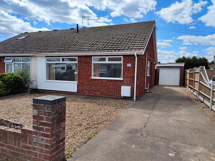 2 Bedroom Semi-Detached Bungalow To Rent In Arthur Avenue, Caister, Great Yarmouth., NR30