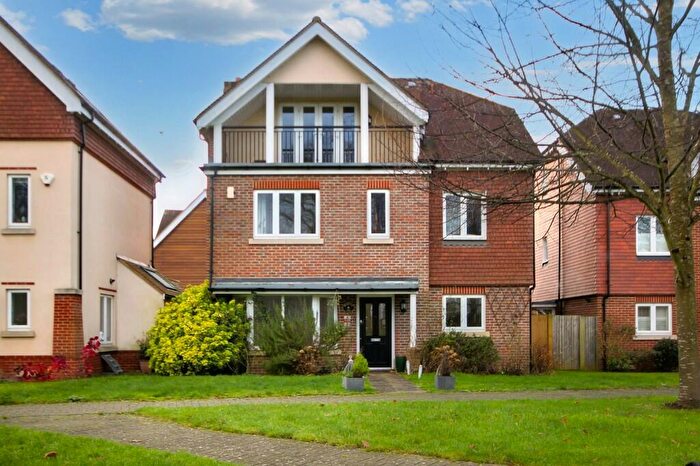 5 Bedroom Detached House To Rent In Mulberry Way, Ashtead, KT21