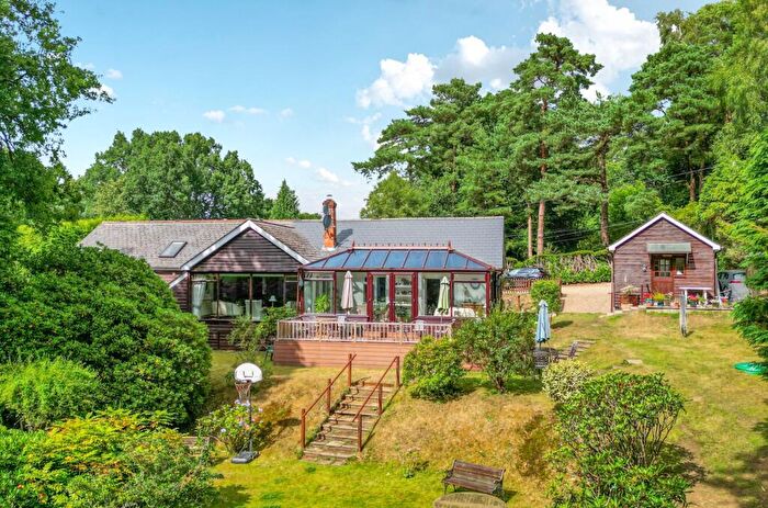 4 Bedroom Detached House For Sale In Farther Common Lane, Hill Brow, GU33