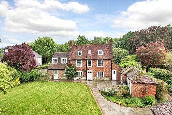 7 Bedroom Detached House To Rent In Amber Lane, Chart Sutton, Maidstone, Kent, ME17