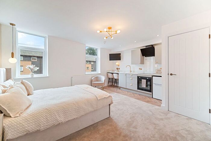 1 Bedroom Studio To Rent In Room, Drewry Lane, DE22