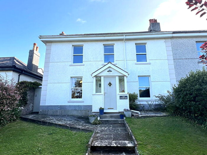 4 Bedroom Semi-Detached House For Sale In St. Johns Road, Turnchapel, Plymouth., PL9