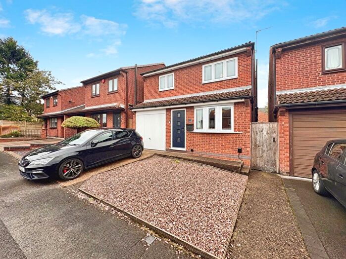 3 Bedroom Detached House For Sale In The Nurseries, Eastwood, Nottingham, NG16