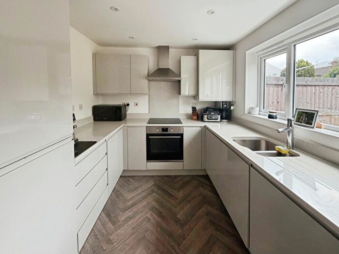 4 Bedroom Detached House For Sale In Jasper Avenue, Chesterfield, S41