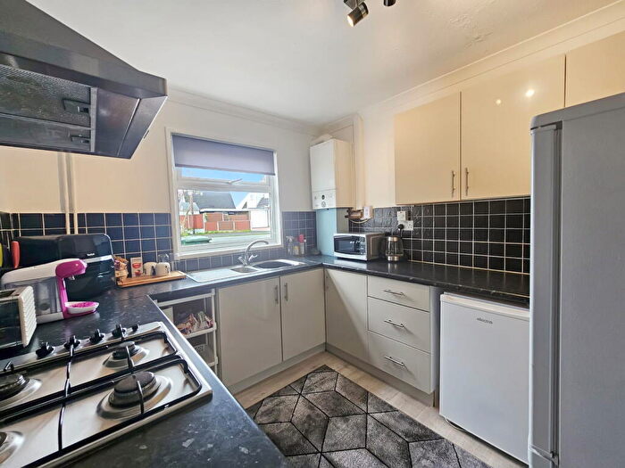 3 Bedroom Terraced House For Sale In Cambridge Avenue, Winsford, CW7