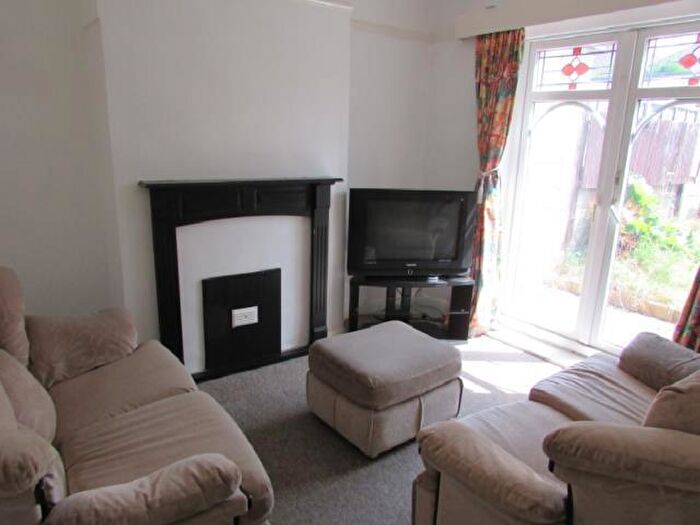 3 Bedroom Semi-Detached House To Rent In Marsh Lane, Oxford, Hmo Ready / Sharers, OX3