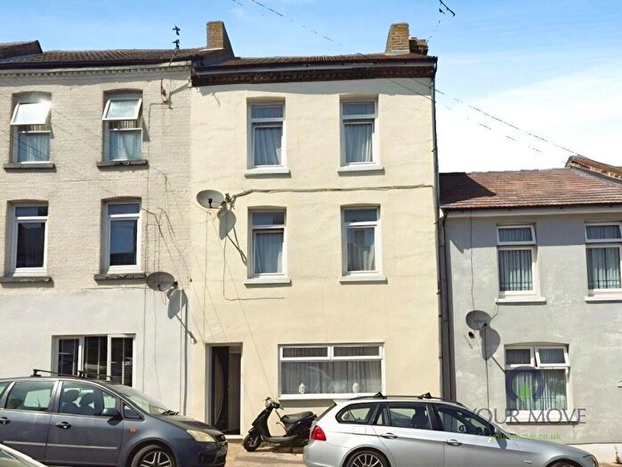 4 Bedroom Terraced House For Sale In Percy Road, Ramsgate, Kent, CT11