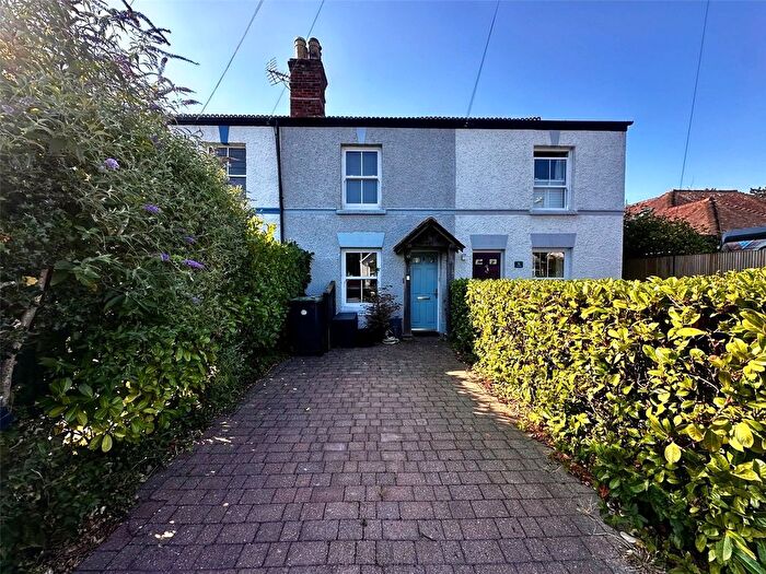 Property For Sale In Kings Road, Emsworth, Hampshire, PO10