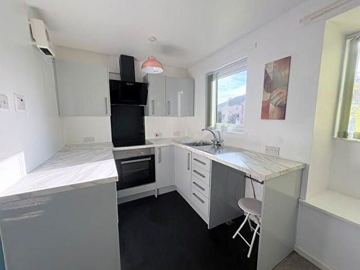 1 Bedroom Flat For Sale In Castlerigg Drive, Burnley, BB12