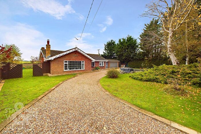 3 Bedroom Detached Bungalow For Sale In Smallworth, Garboldisham, Diss, IP22