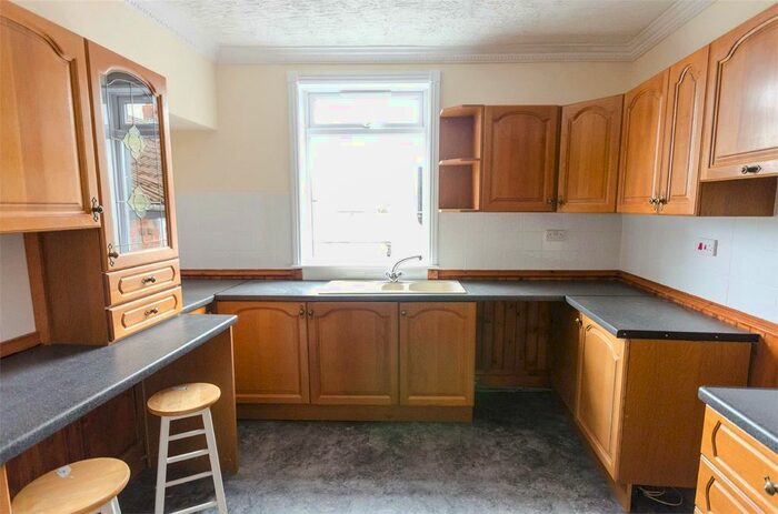 3 Bedroom Flat To Rent In Queen Street, Withernsea, HU19