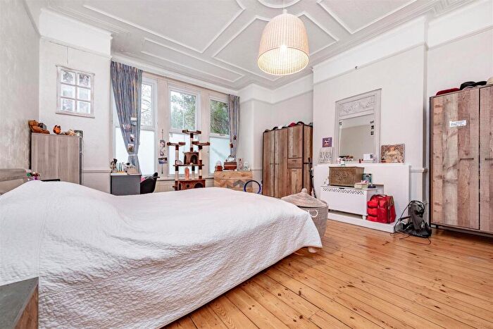 1 Bedroom Flat To Rent In Ranelagh Avenue, Barnes, SW13