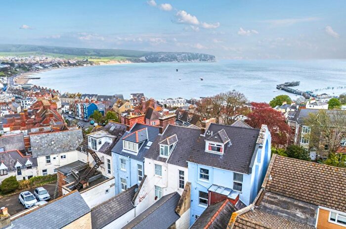 2 Bedroom Flat For Sale In Park Road, Swanage, BH19