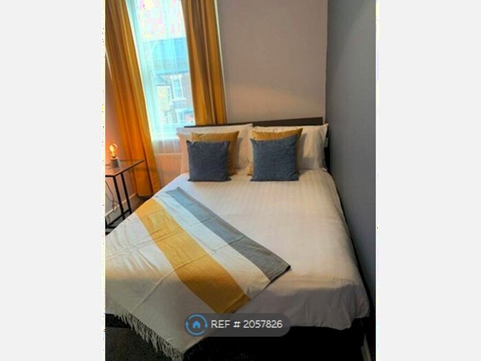 3 Bedroom Flat To Rent In Third Avenue, Heaton, Newcastle Upon Tyne, NE6