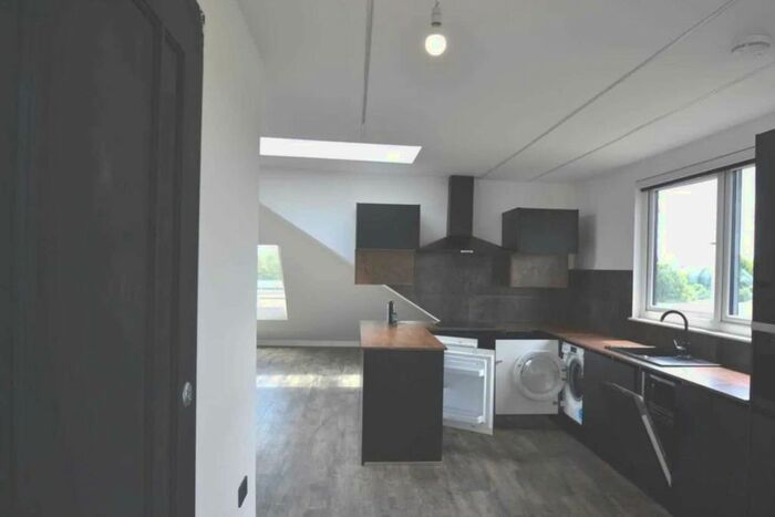 2 Bedroom Flat To Rent In Harefield Road, Cowley, UB8