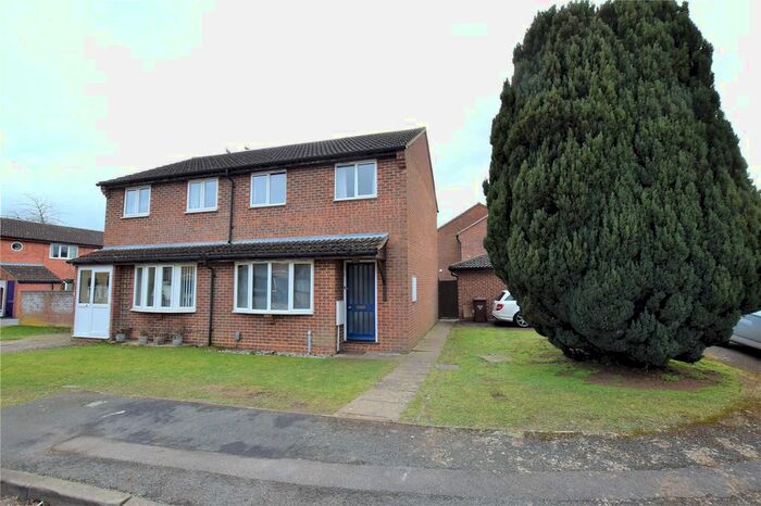 3 Bedroom Semi-Detached House To Rent In Wensum Crescent, Bicester, Oxfordshire, OX26