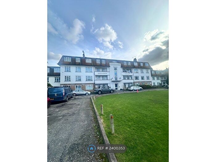 2 Bedroom Flat To Rent In Grosvenor Court, Morden, SM4