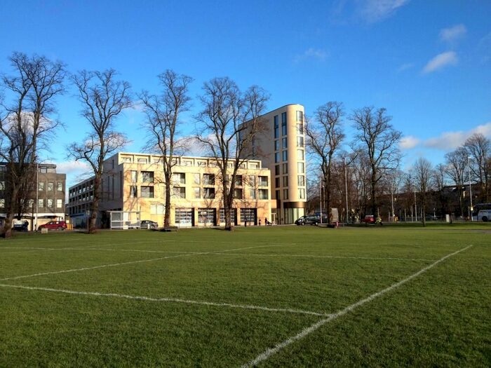 3 Bedroom Flat To Rent In Parkside, Cambridge, CB1