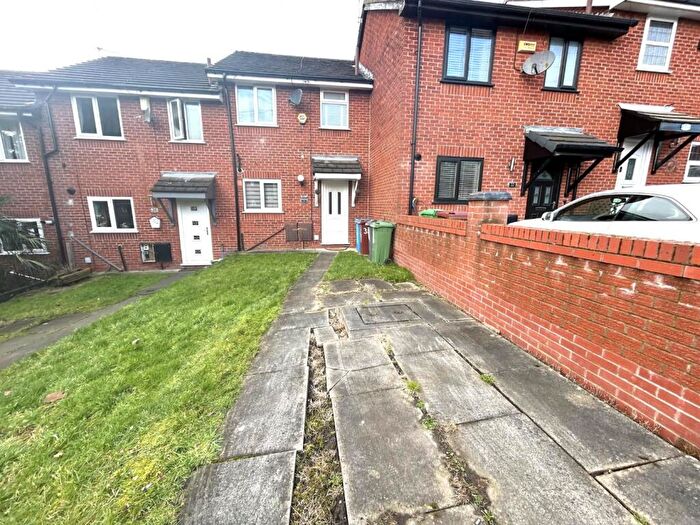 3 Bedroom Town House To Rent In Warnford Close, Newton Heath, Manchester, M40