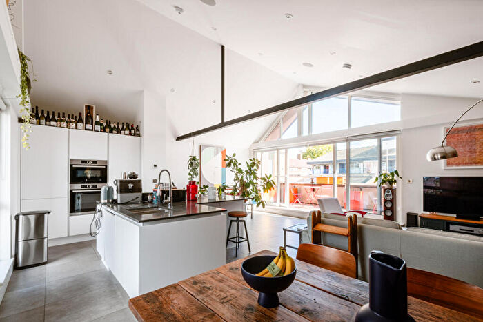 3 Bedroom Apartment For Sale In Wadeson Street, E2