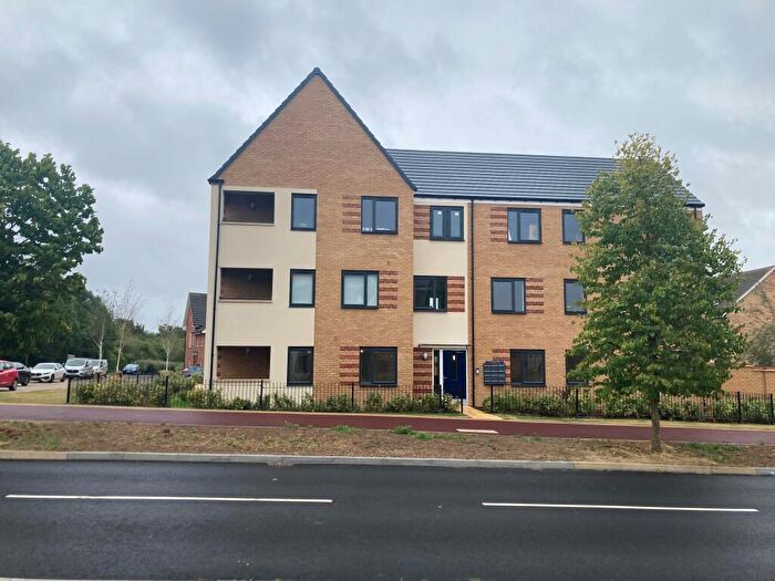 2 Bedroom Flat To Rent In Fairfields, Vespasian Road, MK11