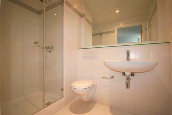 2 Bedroom Apartment For Sale In The Lighthouse, Joiner Street Manchester, M4