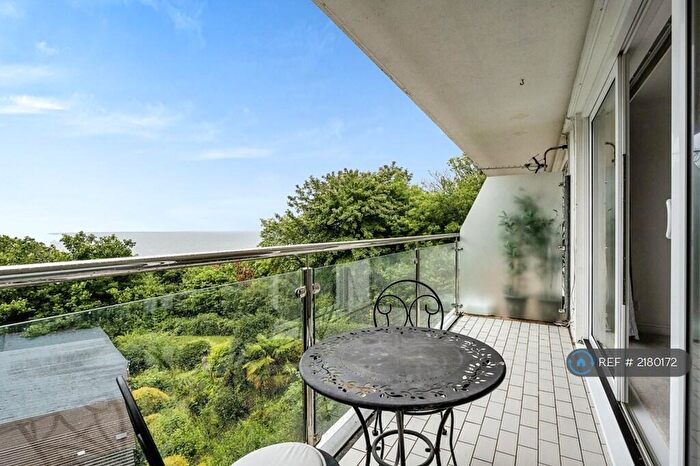 2 Bedroom Flat To Rent In Langland, Swansea, SA3