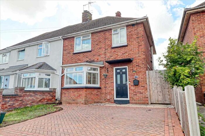 3 Bedroom Semi-Detached House For Sale In Thornbury Road, Clacton On Sea, CO15