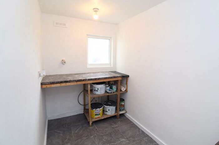 3 Bedroom Semi-detached House For Sale In Chidwall Road, Woodhouse Park, M22