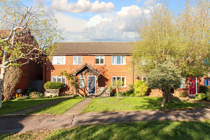 3 Bedroom Terraced House For Sale In Church Hill, Cheddington, LU7