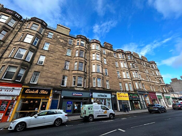 3 Bedroom Flat To Rent In Morningside Road, Morningside, Edinburgh, EH10