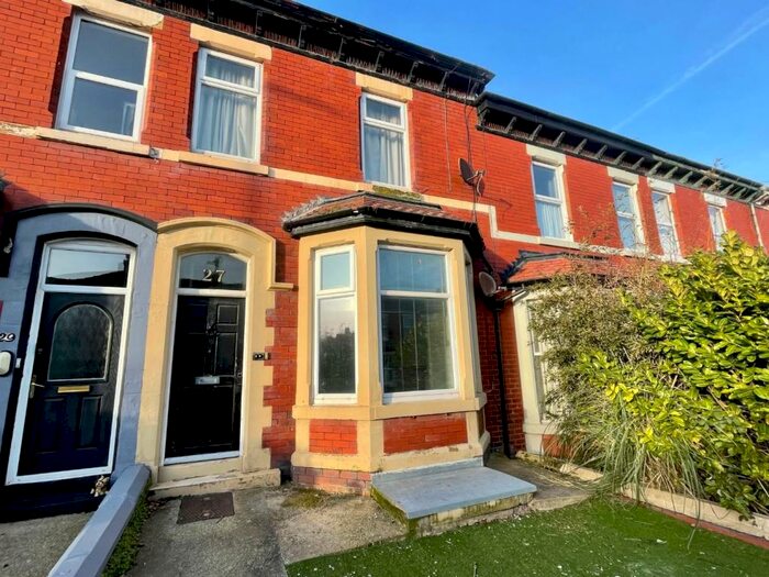 1 Bedroom Flat To Rent In Leeds Road, Blackpool, FY1