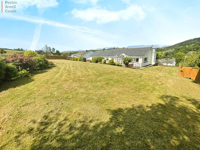 3 Bedroom Bungalow For Sale In Heol Llwynffynon, Llangeinor, Bridgend County., CF32