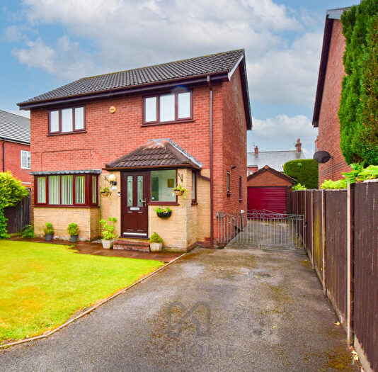 4 Bedroom Detached House For Sale In Camborne Place, Freckleton, Preston, PR4