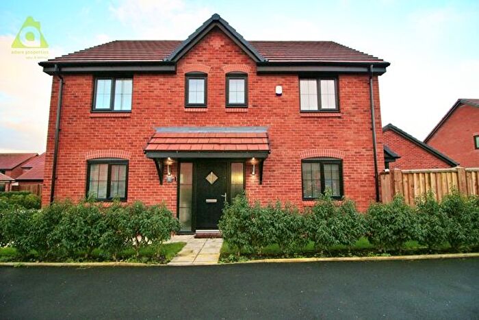 4 Bedroom Detached House For Sale In Westland Avenue, Westhoughton, BL5