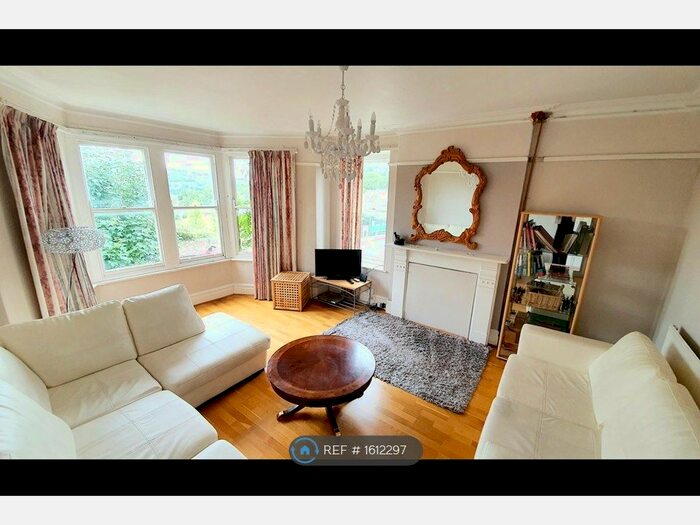 5 Bedroom Maisonette To Rent In Newbridge Hill, Bath, BA1