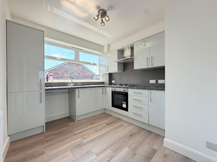 2 Bedroom Flat To Rent In Vera Avenue, Winchmore Hill, N21