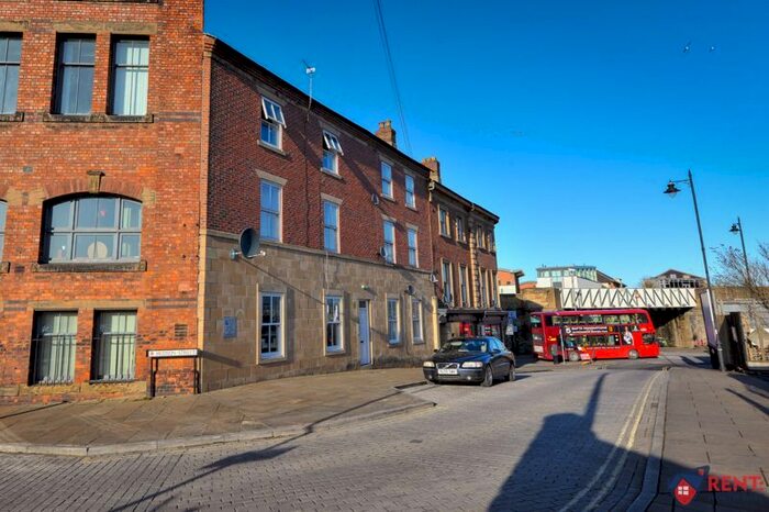 1 Bedroom Flat To Rent In Half Moon Lane, Gateshead, NE8