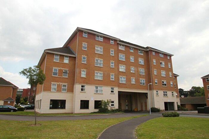 1 Bedroom Flat To Rent In Pickfords Gardens, Slough, SL1