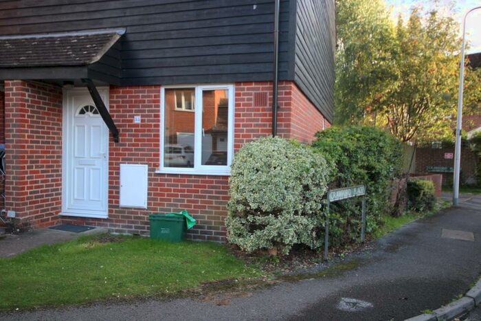 Studio To Rent In Cleveland Grove, Newbury, RG14