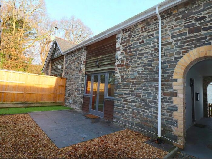 2 Bedroom Detached House For Sale In Lovesgrove Farm Stables, Capel Dewi, Aberystwyth, SY23