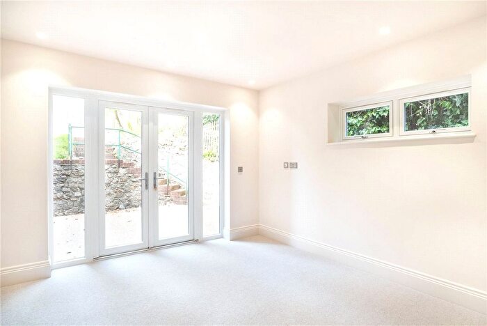 3 Bedroom Flat For Sale In Seabrook Road, Hythe, Kent, CT21