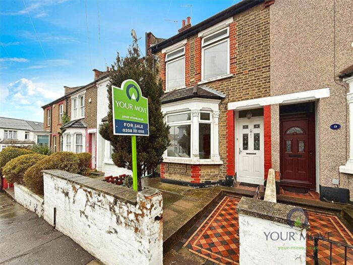 3 Bedroom Terraced House For Sale In Howarth Road, London, SE2